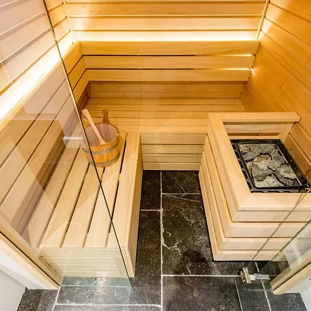 Tualighaker Hues Whg 01 ヴェスターラント