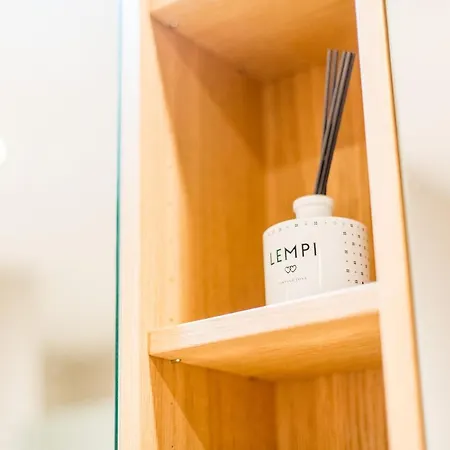 Tualighaker Hues Whg 01 アパート *